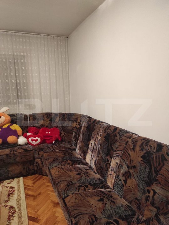 Apartament , 3 camere, 75 mp, zona micro 16