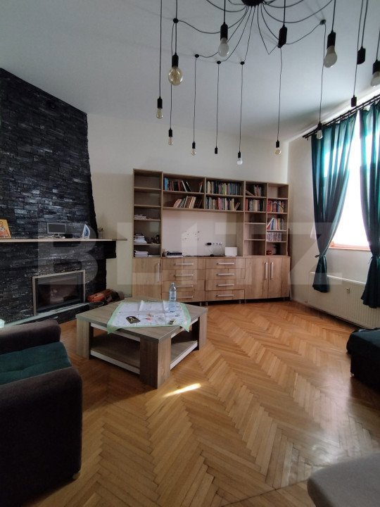 Apartament 2 camere, renovat la cheie, semineu, Bulevardul 3 August