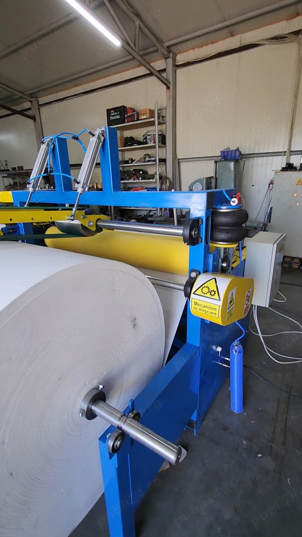 Utilaj hârtie igienica si prosoape pentru bucatarie 