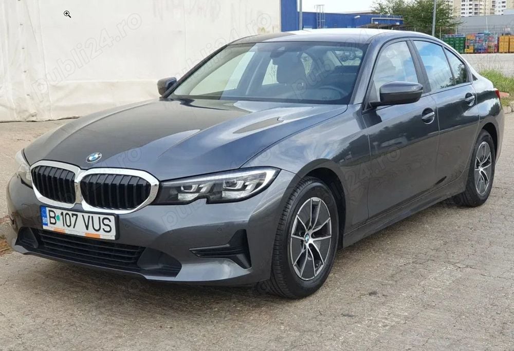 BMW Seria 3 320i AT