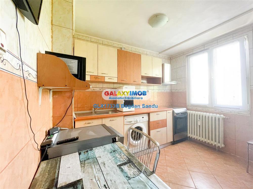 Apartament cu 2 camere, decomandat de vanzare Militari - Pacii