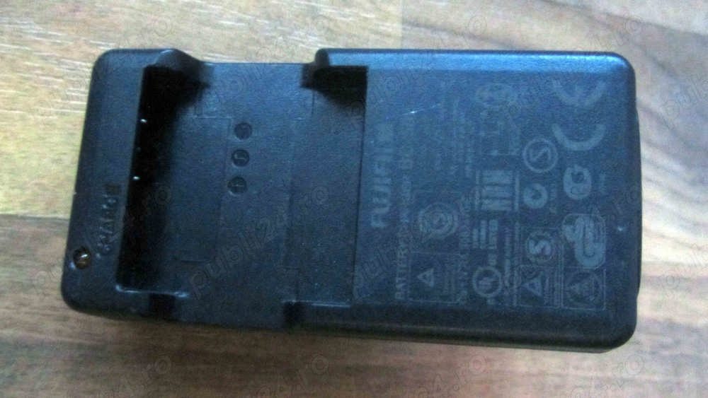 Incarcator FUJI camera foto