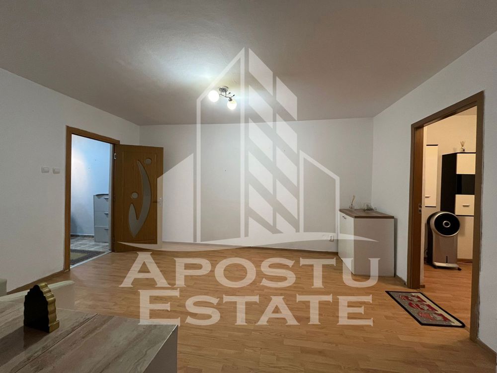 Apartament cu 2 camere, renovat cu centrala proprie in zona Dambovita