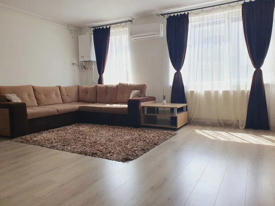 Apartament 2 camere,etaj 2 , zona Hotel Europa , Mărășești