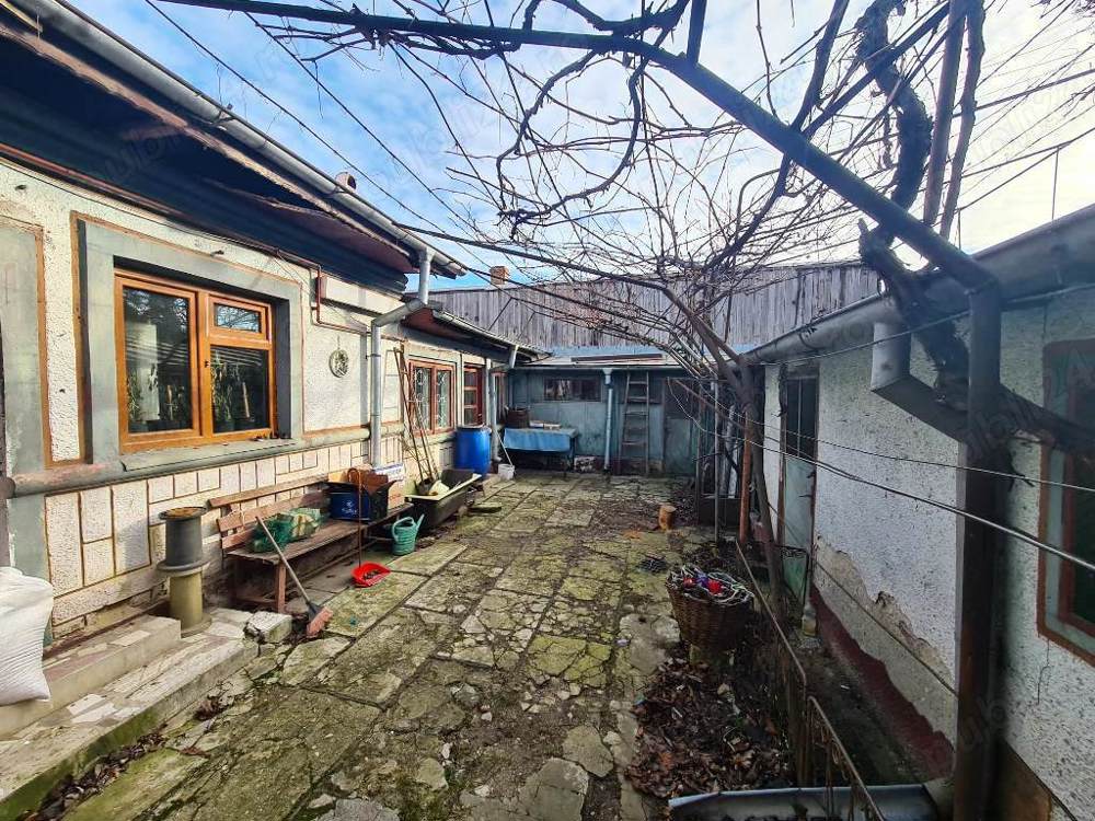 Vanzare casa Bazilescu, teren 360 mp