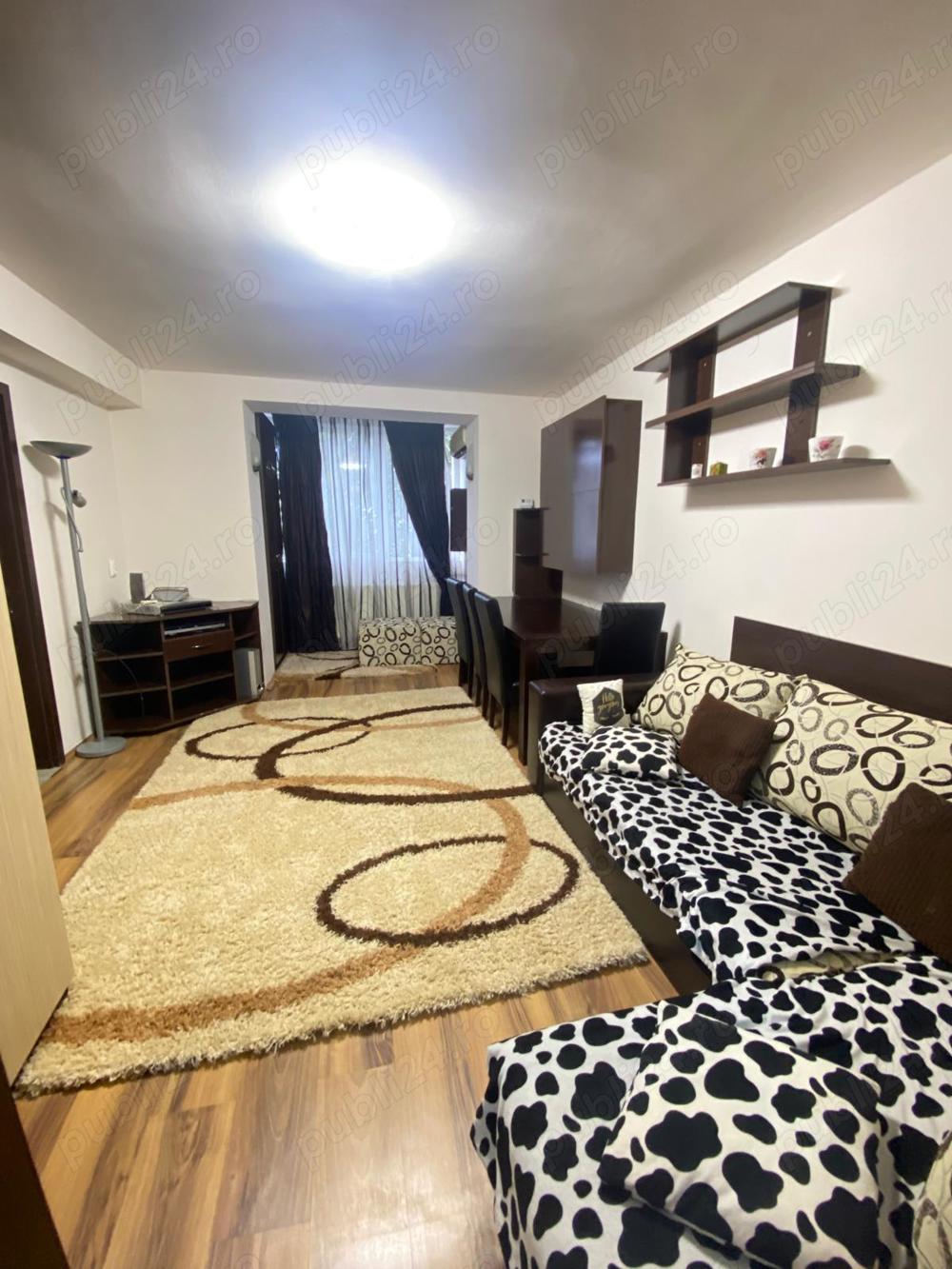 Apartament 2 camere,  zona Piata Mica, etaj 1