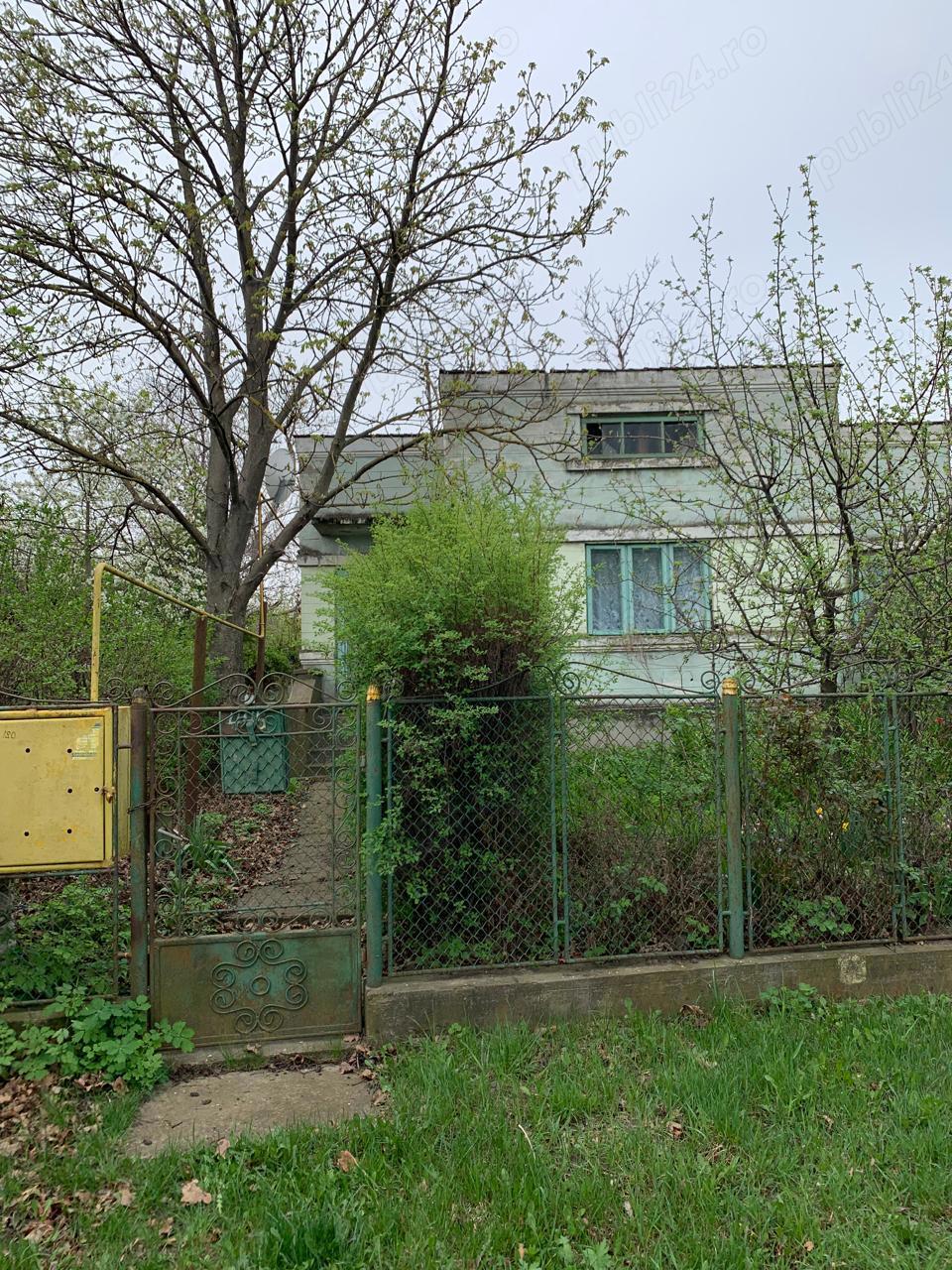 Vand casa in Cotnari 