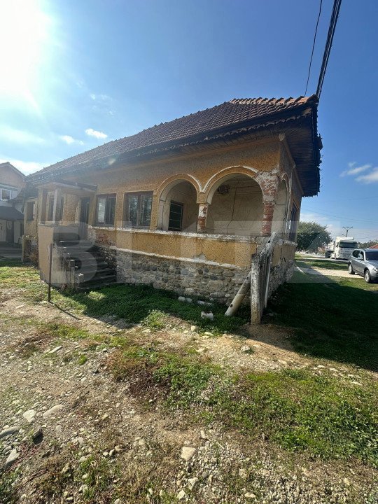 Casa la iesire din oras, zona Dragoieni