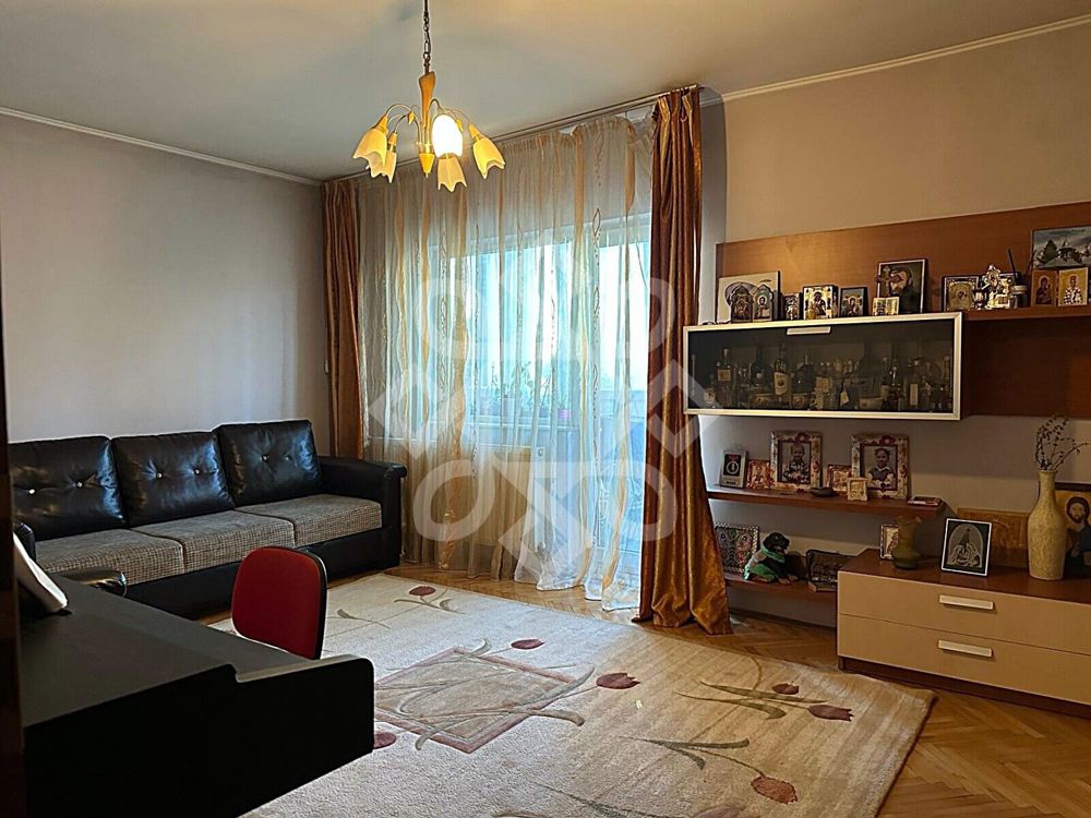 Apartament cu 3 camere de vanzare pe Calea Aradului, Oradea