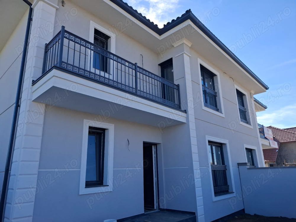 Proprietar vand duplex Premiun