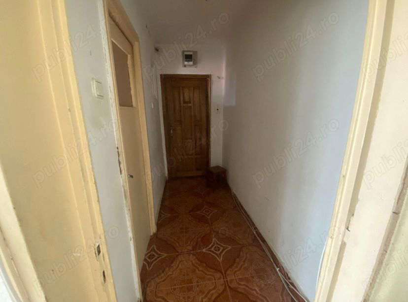 Apartament 3camere vânzare 