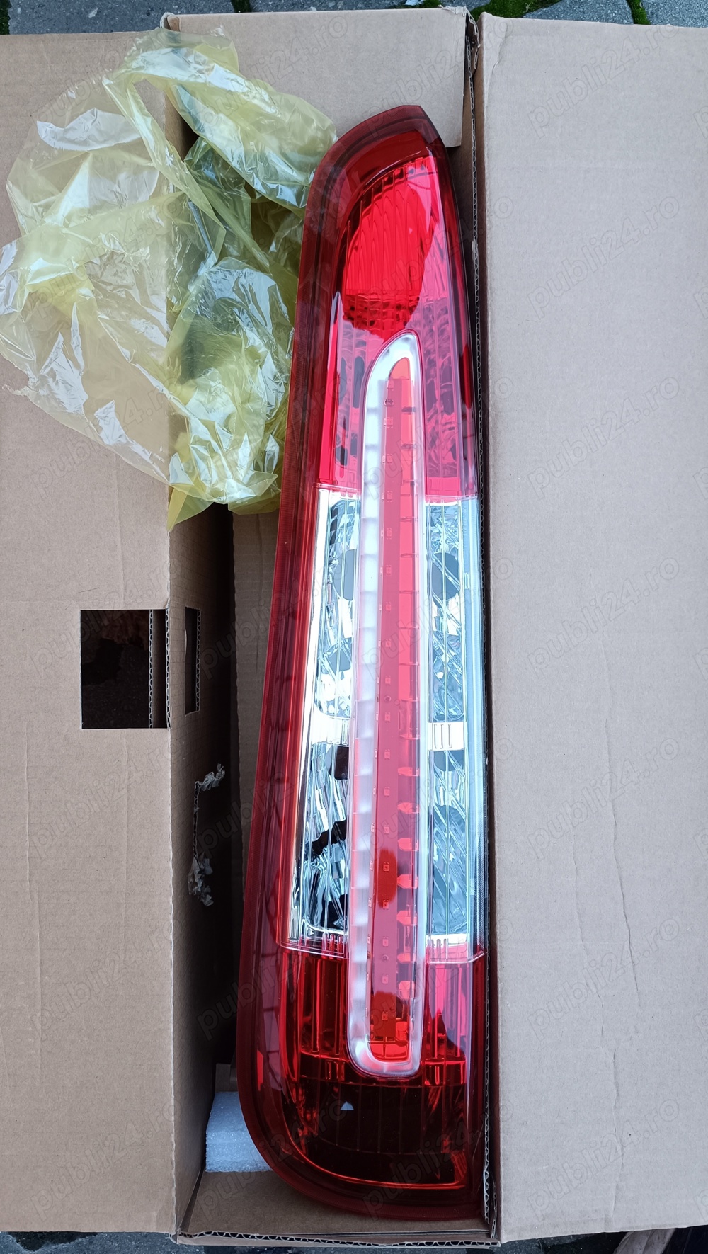 Stop spate lampa stânga Ford C-Max (C214), 06.07-12.10