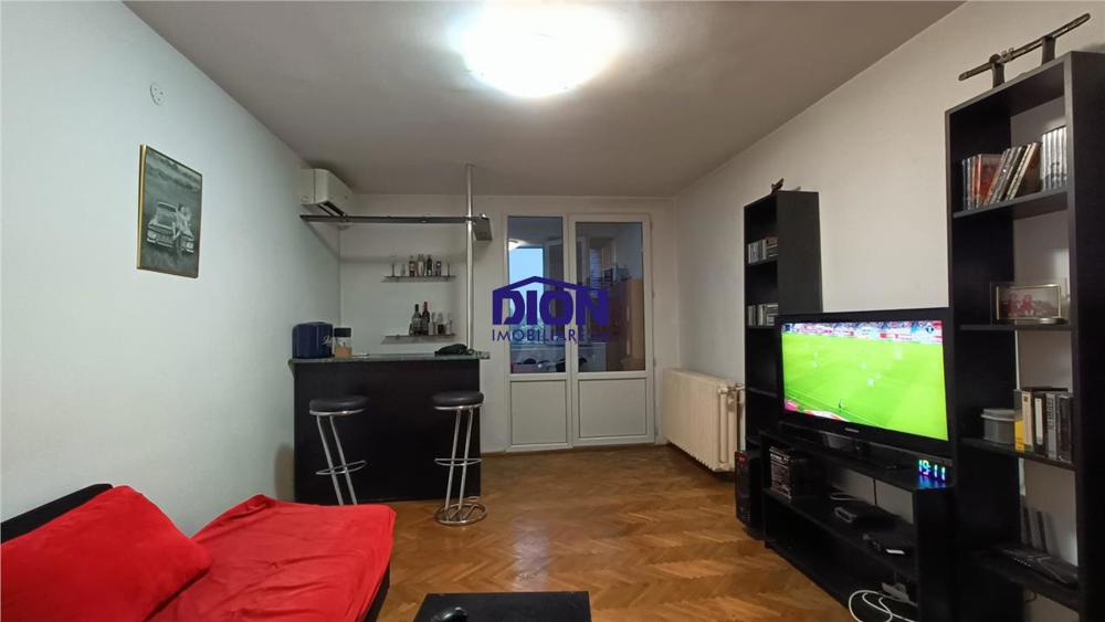 APARTAMENT 3 CAM, METROU DRISTOR