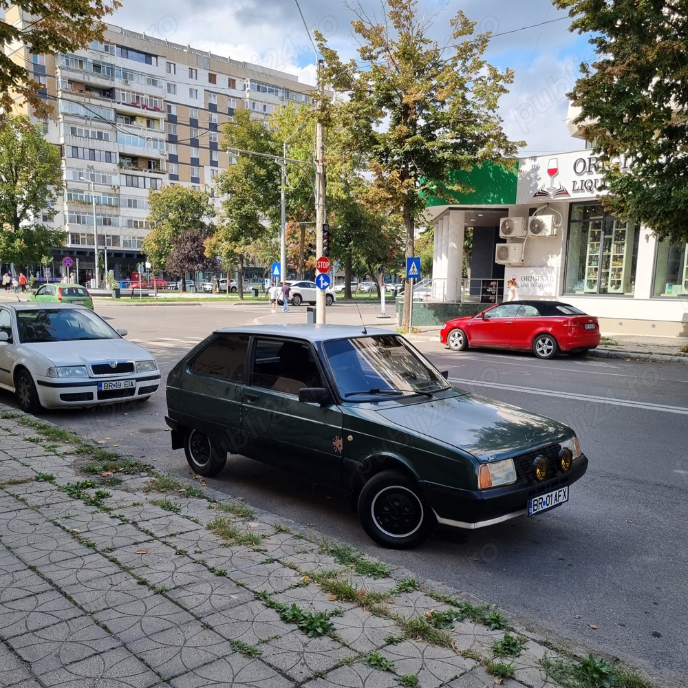 Oltcit club 12 trs, 5 trepte, 1300 cmc (plus piese rezerva importante) Oltcit club 12 trs, 5 trepte, 1300 cmc (plus piese rezerva importante)