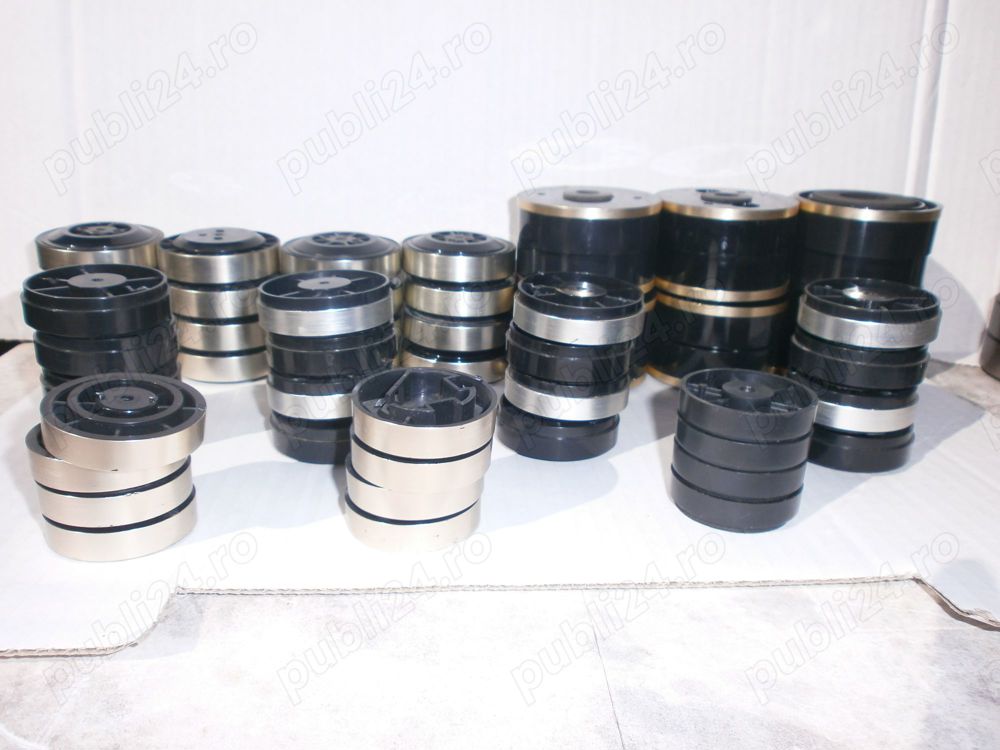 new!!! picioruse, suporti ptr pickup,cd, casetofoane, statii