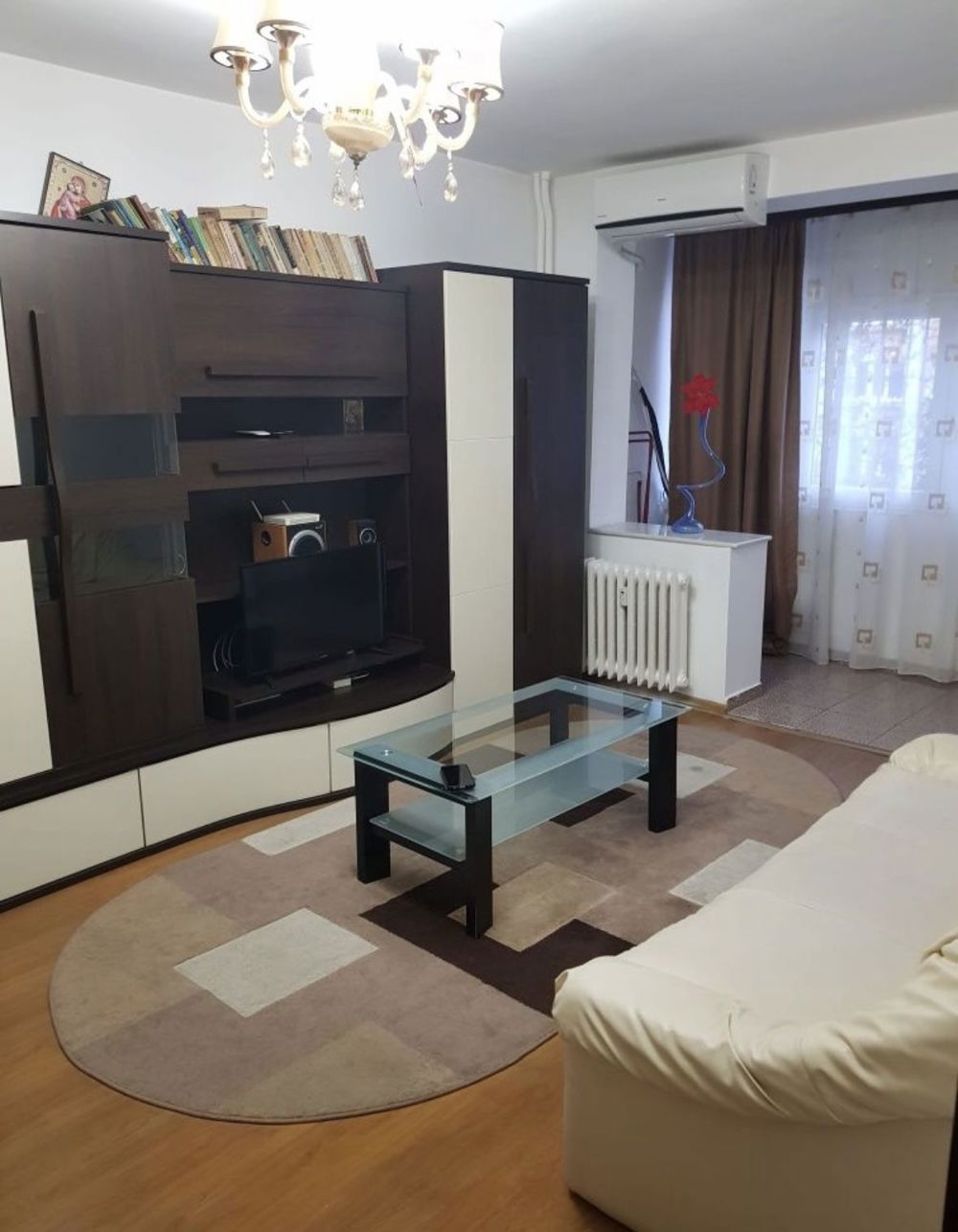 AP. 2 CAMERE, METROU 10 MIN, BUCATARIE INCHISA, PET-FRIENDLY, CURAT