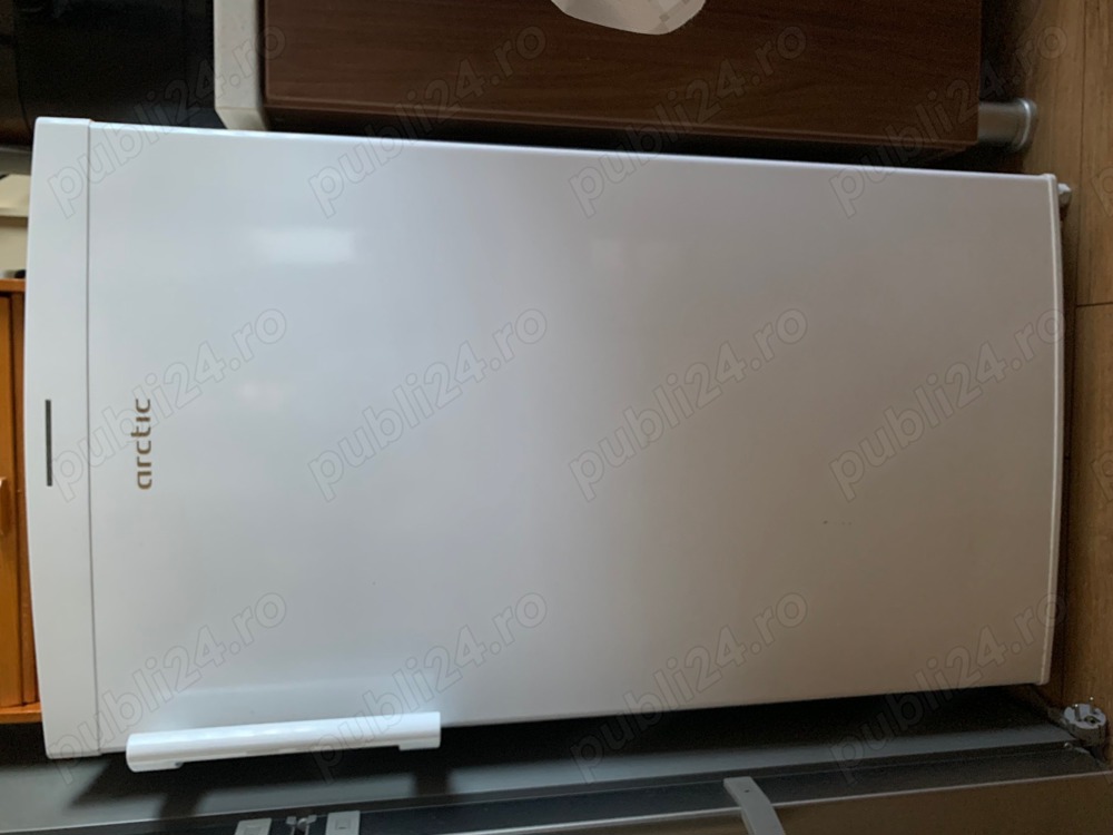 Congelator Arctic AC135M31W, 4 sertare, cu certificat de garanție