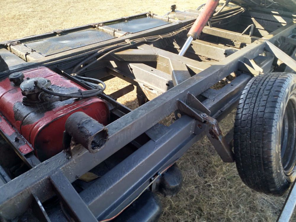 Auto platformă hidraulica  Auto platformă hidraulica