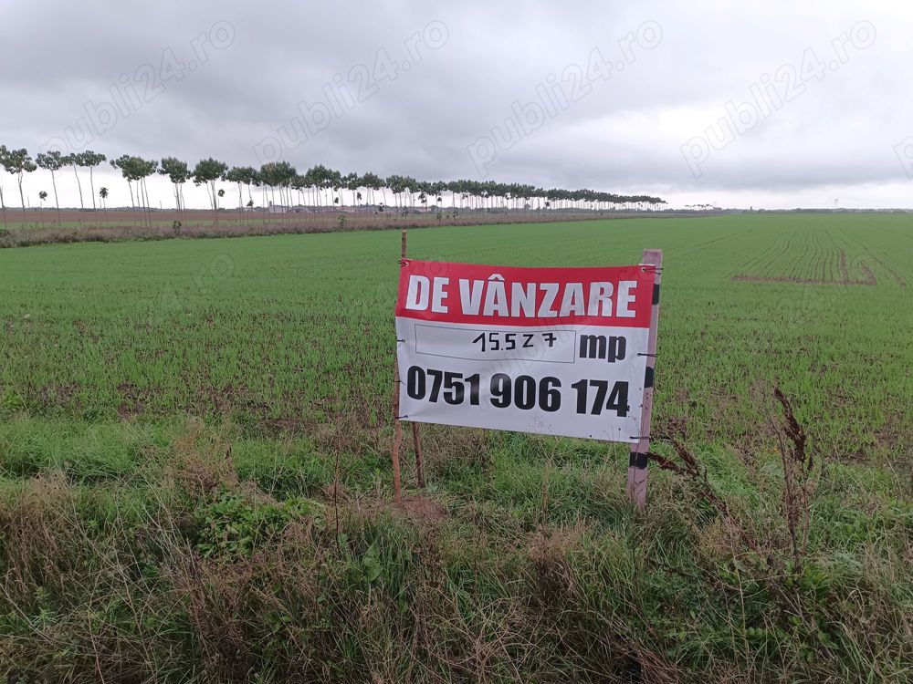 De vanzare   For sale