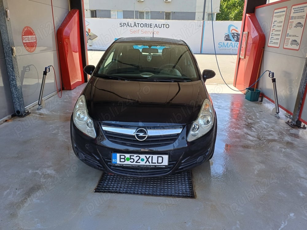 Opel corsa D 2007 1.0 benzina