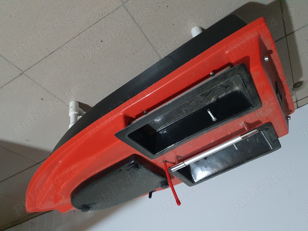 Barca navomodel pentru nadit