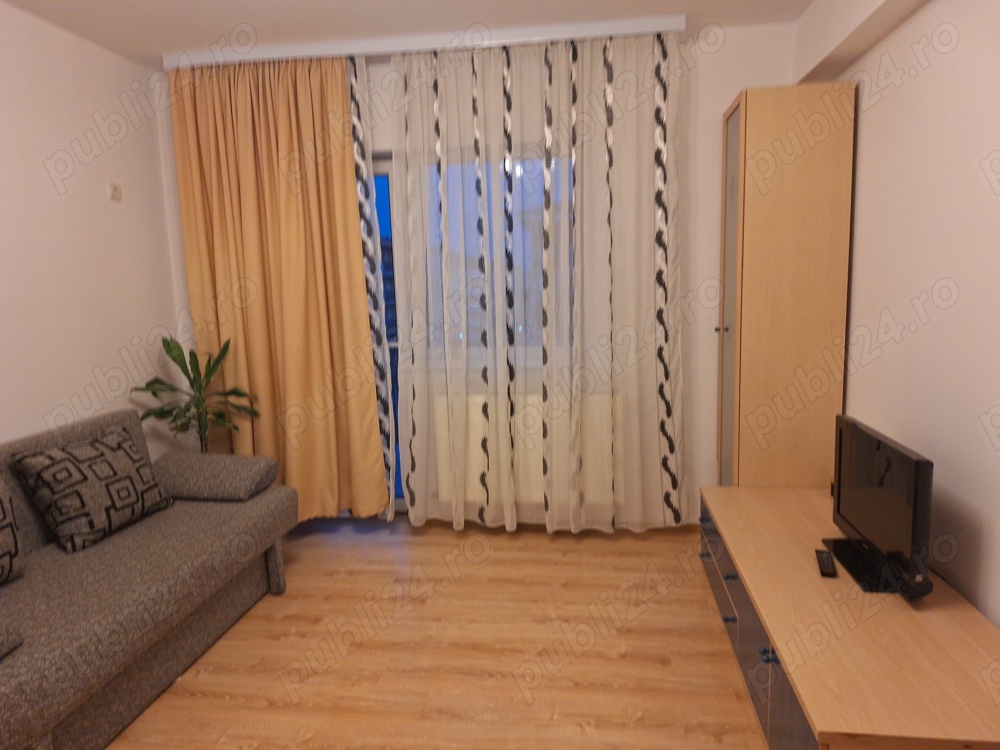 Inchiriez apartament cu doua camere in zona linistita