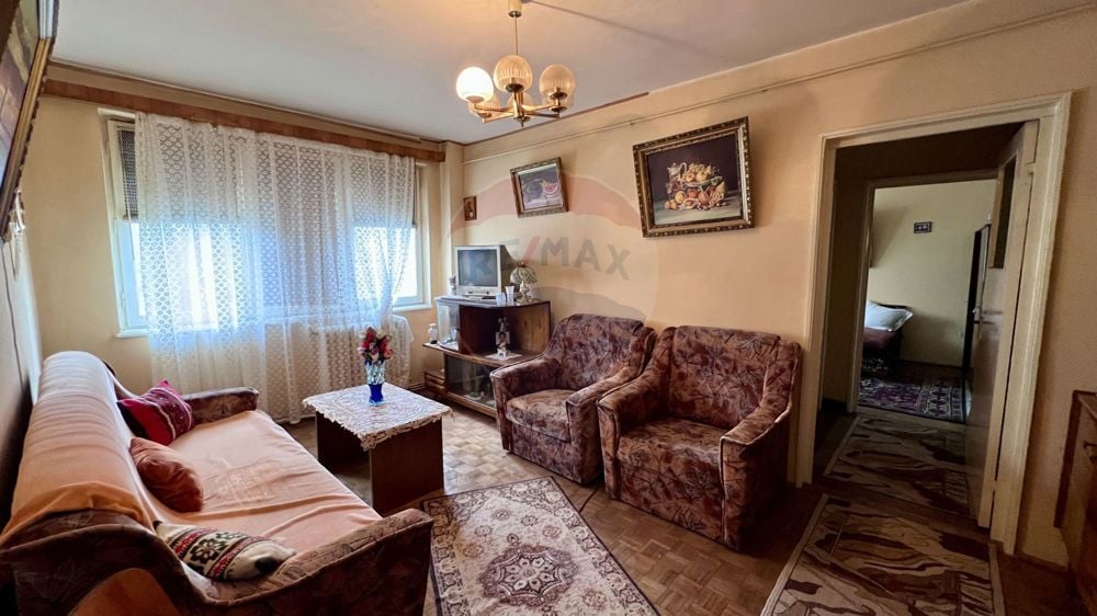 Apartament 3 camere de vanzare, zona Hipodrom - Braila