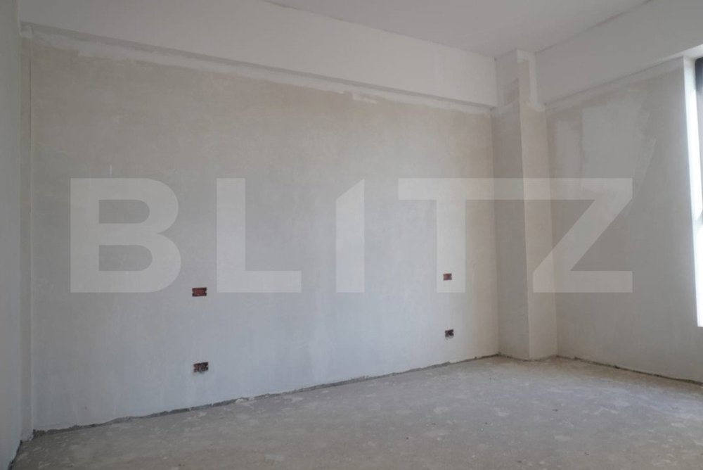 Apartament 3 camere, bloc nou, 67mp, semifinisat, zona Centrala