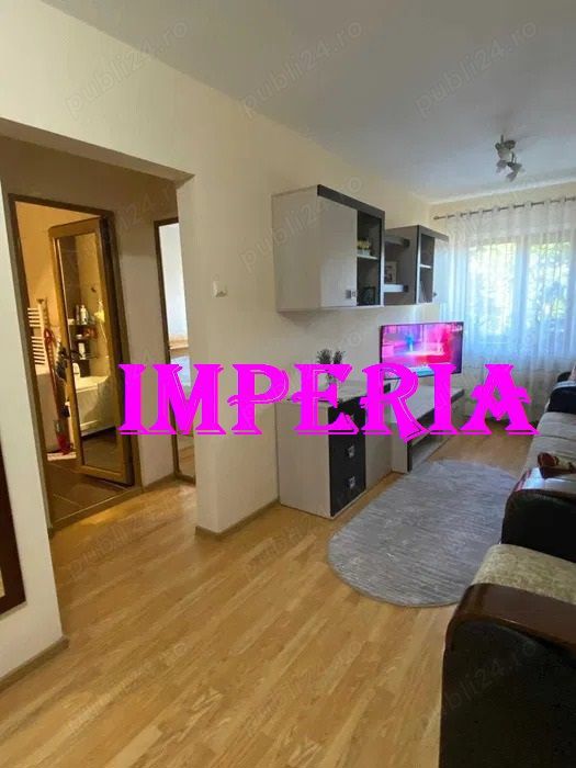 Apartament cu 3 camere, Strada A.Purice - Gara, etajul 2