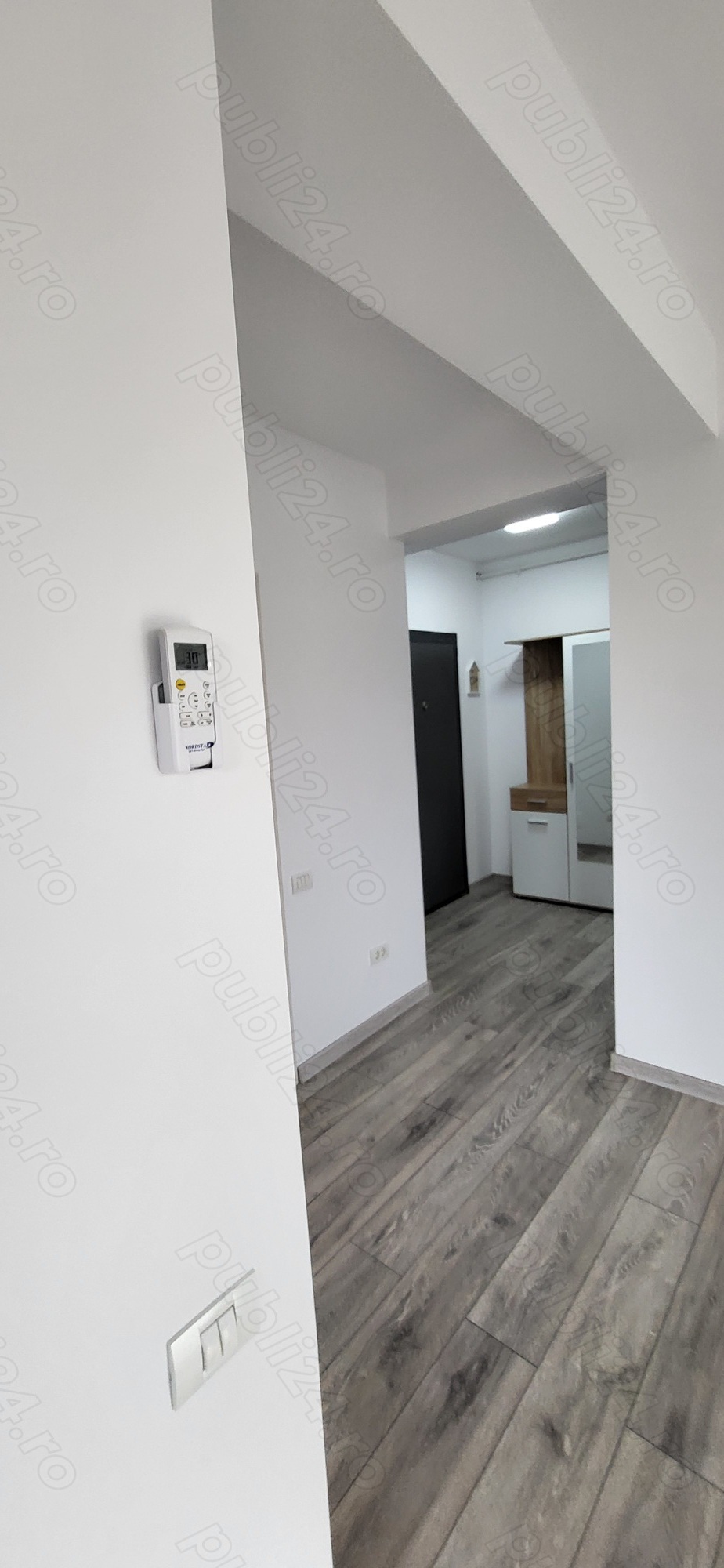 Particular inchiriez apartament Constanta