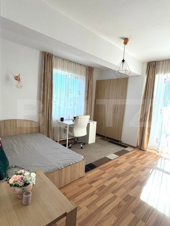 Apartament 2 camere, decomandat, etaj intermediar, zona Traian Vuia