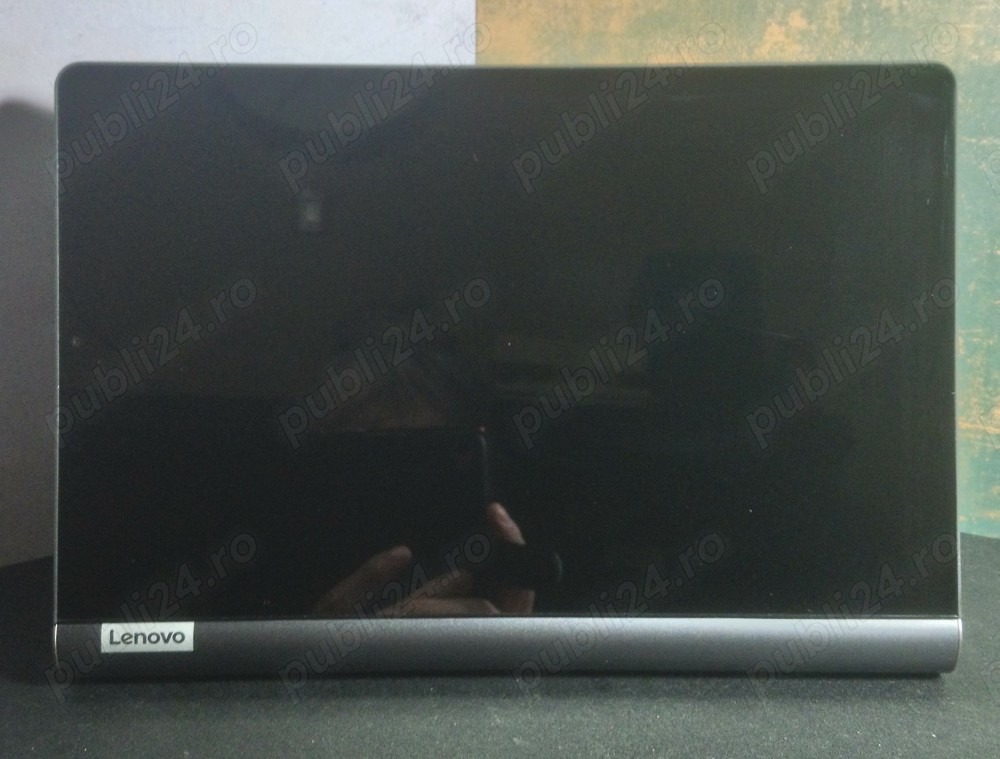 Lenovo Yoga Smart Tab (nouă)