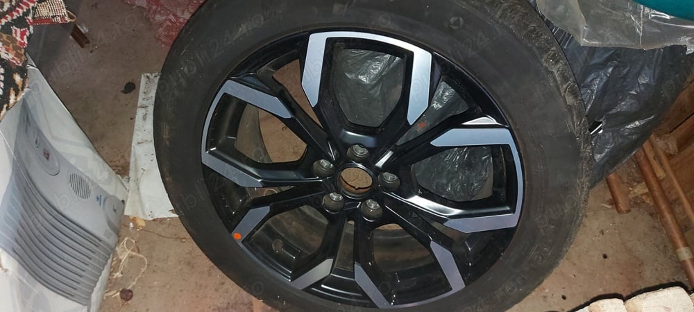 Vând set anvelope iarnă + jenți aliaj Ford Puma 2021/ 2022