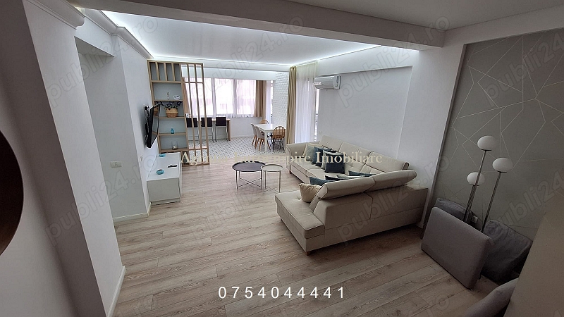 Apartament de vanzare 2 camere in Mamaia Nord, primul rand la mare