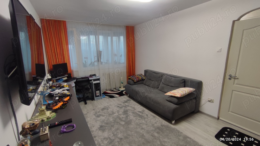 Proprietar, vand apartament 2 camere, decomandat, langa Astoria.