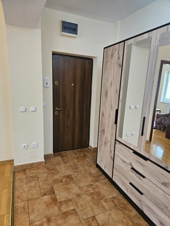 Apartament cu 3 camere decomandat - Strand