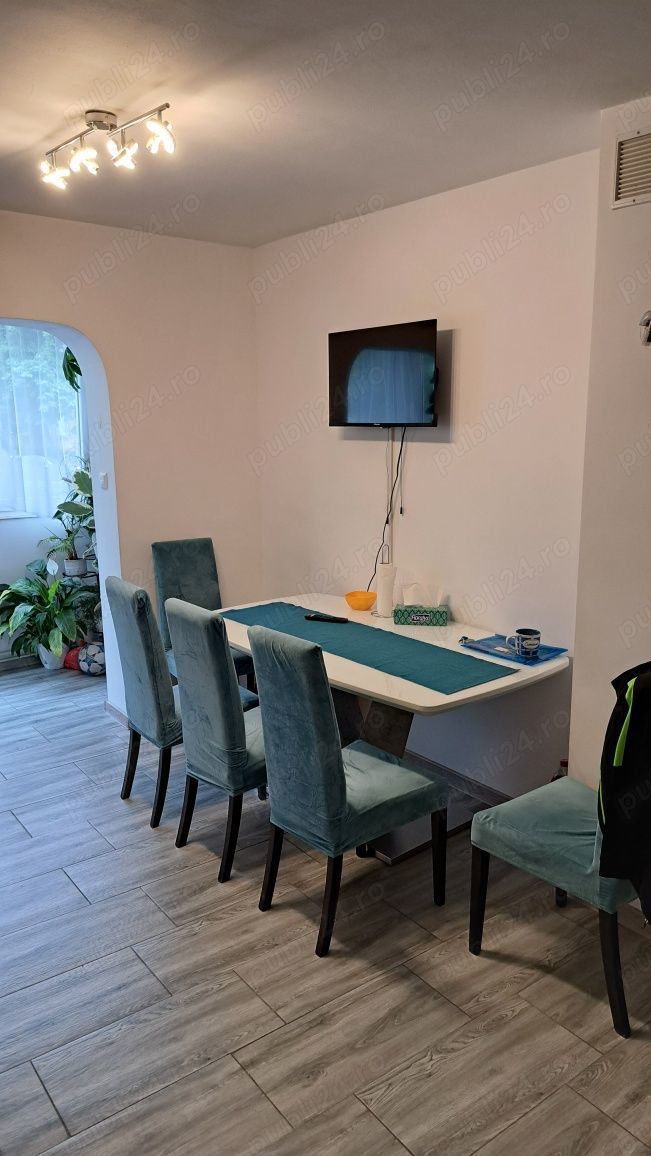 Apartament cu 3 camere, parter, zona Girocului