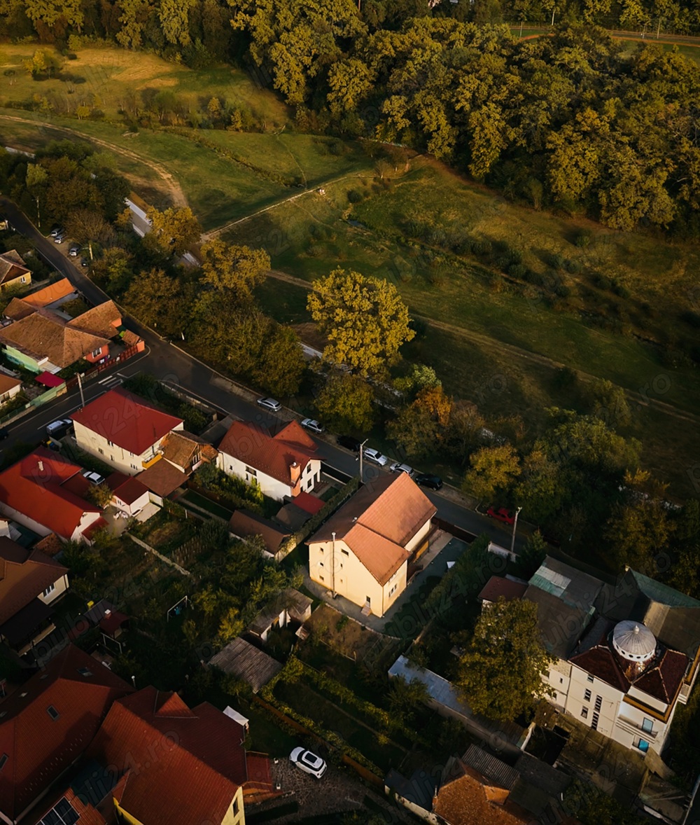 Casa cu vedere la padure   langa parc   in zona selecta