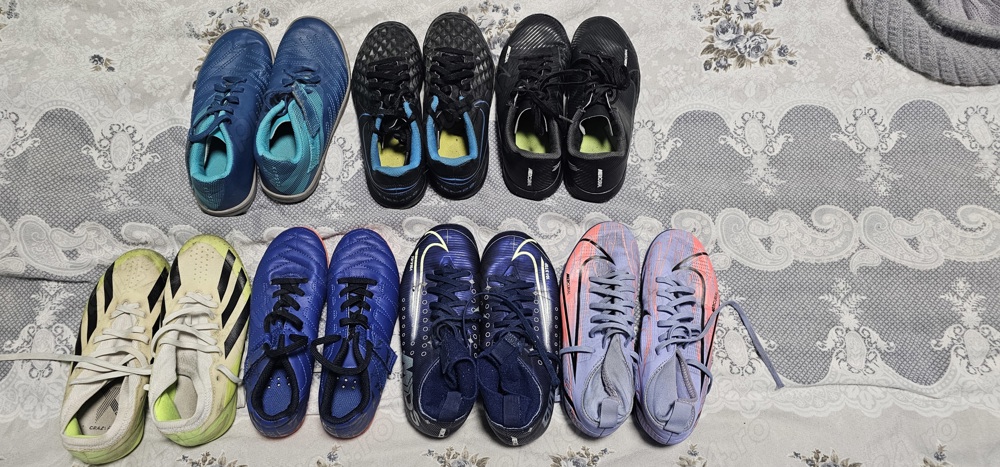 marimea 33 34 ghete de fotbal nike adidas kipsta neopren cizme si adidasi colorati