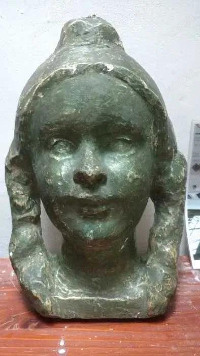 Sculptura Gips Patinat Portret Copil Julieta Orasanu Storck 1896-1954