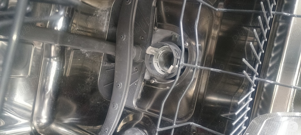 Mașina de spălat vase Whirlpool 