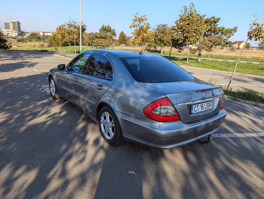 Mercedes Benz E w211 facelift avantgarde