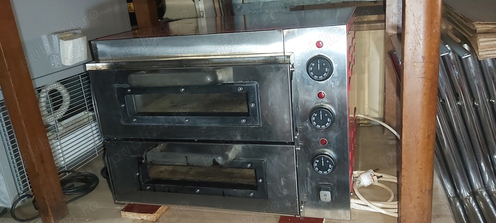 Cuptor pizza Vitrina pizza Mese Carucioare Tavi Polite inox Scaune