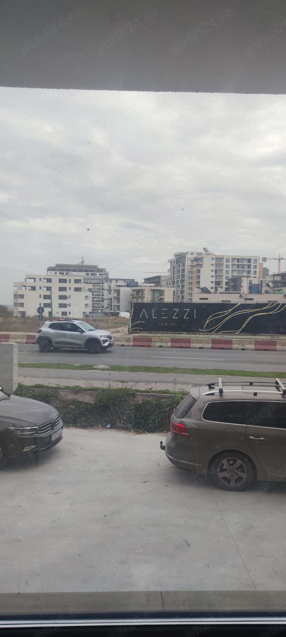  Vanzare 2cam ,dec ,50m2  parter  stradal in -Mamaia Nord -persoana fizica.  