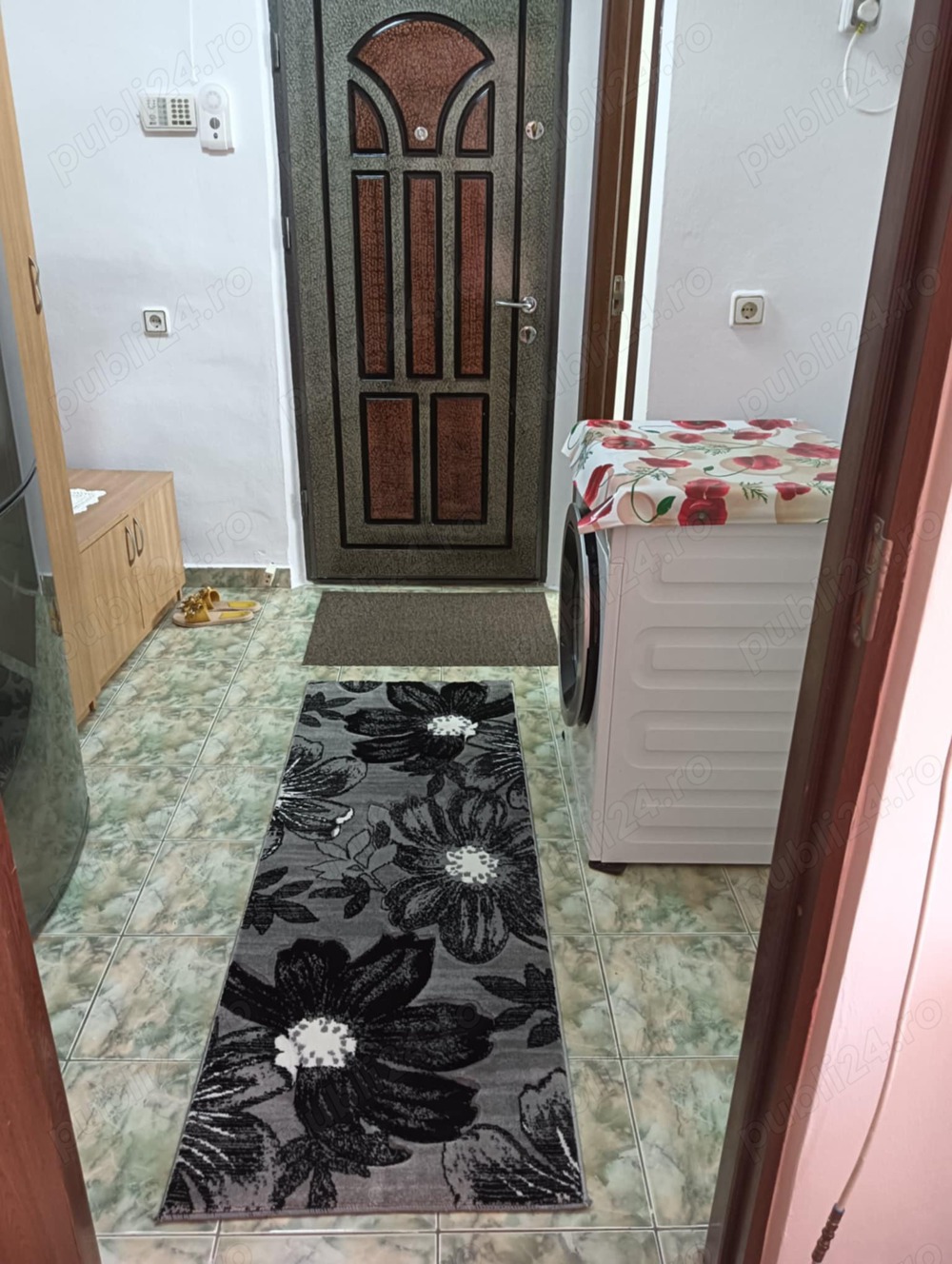 Vanzare apartament cu 2 camere, et.1 din 4 , Ultracentral Bacau