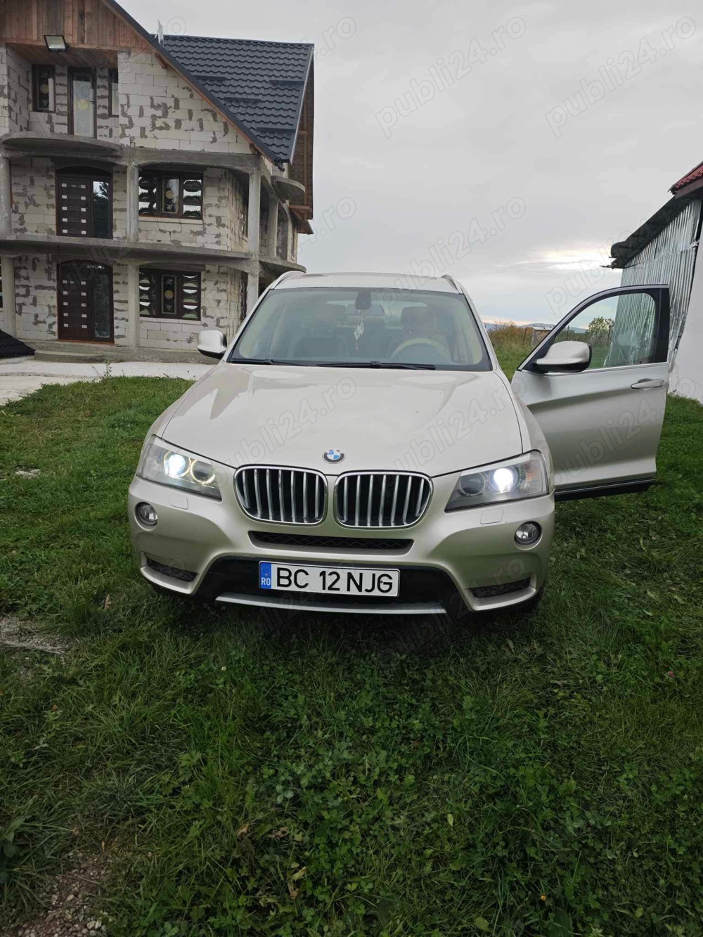 Vând sau schimb BMW x3 xdrive