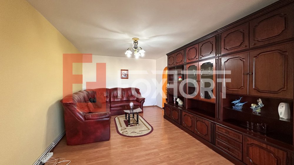 Apartament cu 3 camere la etajul 4, in Timisoara, zona Calea Martirilor