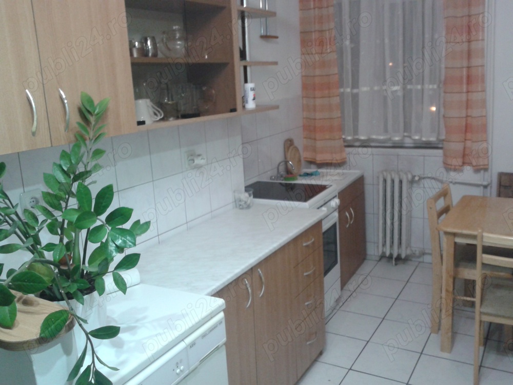 Inchiriez apartament  3 camere in Nufarul