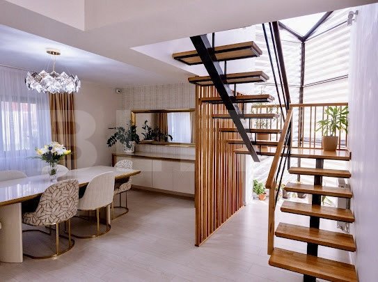 Aninoasa Casă/Vilă Modernă de Lux