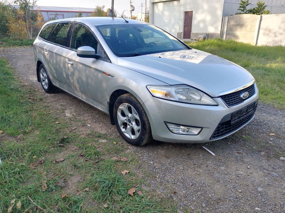 Ford Mondeo 2.0TDCI cu 130 cp, an 2007, climatronic,scaune încălzite